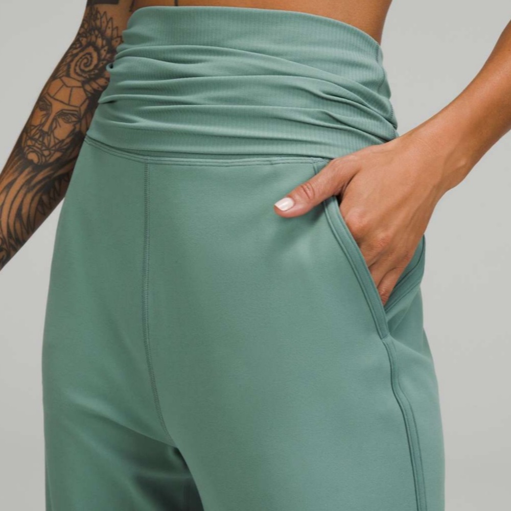 Lululemon Align Super High Rise Rib Waist Crop Pant Tidewater Teal 8 Nwt - Picture 2 of 12